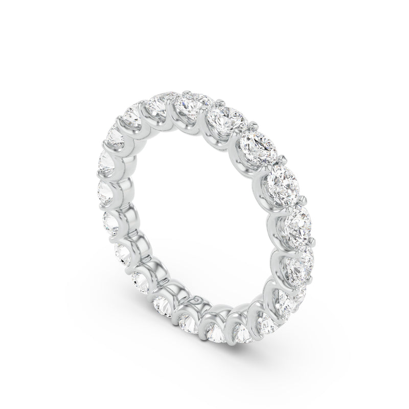Scalloped diamond store band